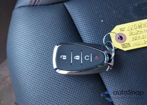 2025 Chevrolet Trax Fwd 2Rs z USA, uszkodzony, nr VIN KL77LJEP3SC111433